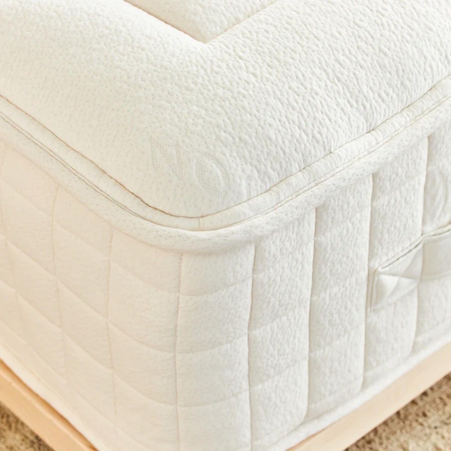Avocado Luxury Organic Mattress Medium