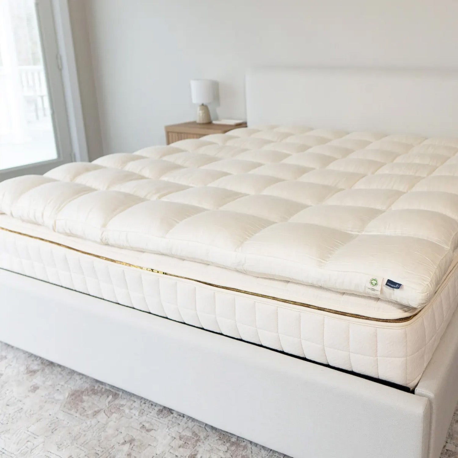 Naturepedic Box-Stitched organic Latex topper